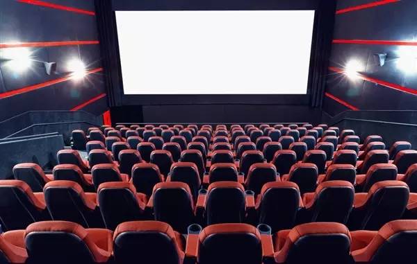2016年中国电影票房457亿元，观影人次超过13亿